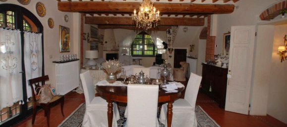 Casa de 16 divisões em Pontedera, Italy N.º 161248 2