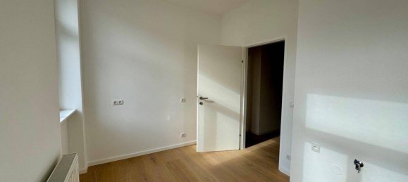 Квартира с 2 комнатами в Пенцинг, Австрия № 241724 5