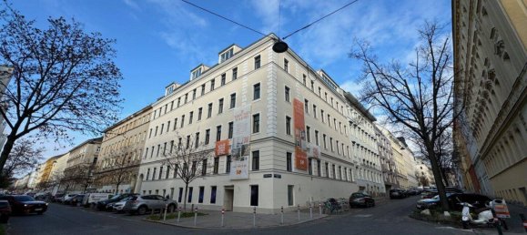 Квартира с 2 комнатами в Пенцинг, Австрия № 241724 16