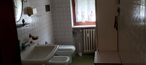 4 rooms Apartment in Alessandria, Italy No. 306668 8