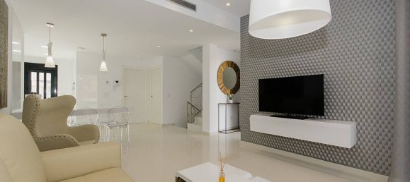 Villa de 3 dormitorios en Dehesa De Campoamor, Spain No. 291007 7