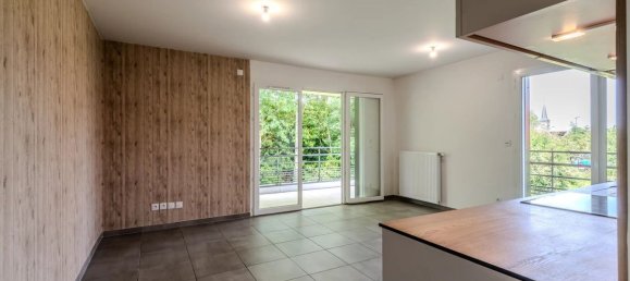 1 bedroom Apartment in Bons-en-Chablais, France No. 290569 4