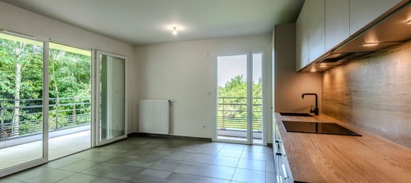 1 bedroom Apartment in Bons-en-Chablais, France No. 290569 2