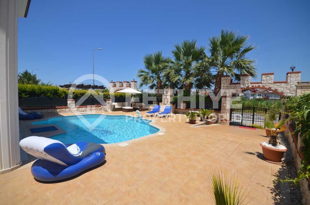 Villa 3+1 in Fethiye, Turkey No. 22885