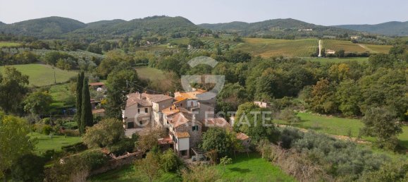 Casa de 9 habitaciónes en San Casciano dei Bagni, Italy No. 160142 13