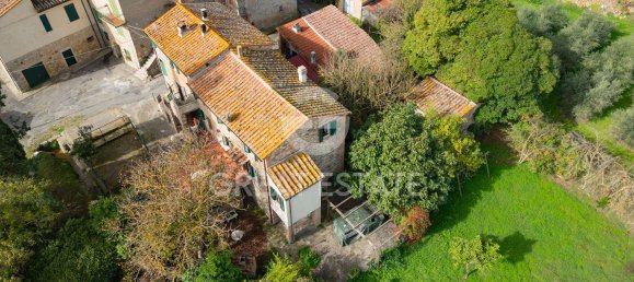 Casa de 9 habitaciónes en San Casciano dei Bagni, Italy No. 160142 10