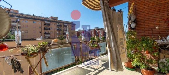 4 Schlafzimmer Wohnung in Latina, Italy, Nr. 300577 8