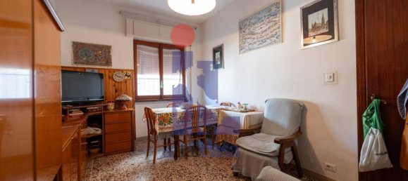 4 Schlafzimmer Wohnung in Latina, Italy, Nr. 300577 11