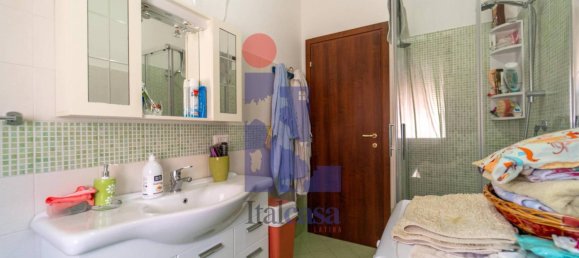 4 Schlafzimmer Wohnung in Latina, Italy, Nr. 300577 29