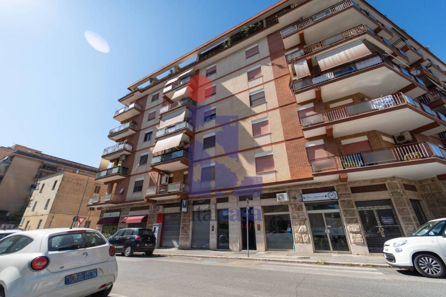 4 Schlafzimmer Wohnung in Latina, Italy, Nr. 300577