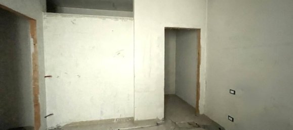 Квартира с 2 комнатами в Камайоре, Италия № 129483 14