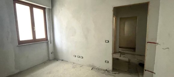 Квартира с 2 комнатами в Камайоре, Италия № 129483 13