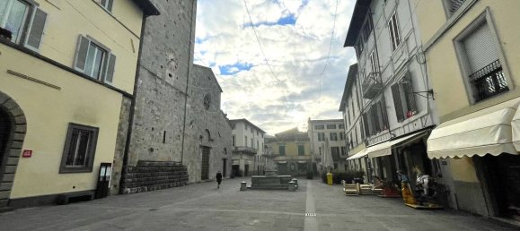 Квартира с 2 комнатами в Камайоре, Италия № 129483 19