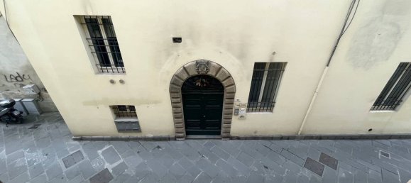 Квартира с 2 комнатами в Камайоре, Италия № 129483 16