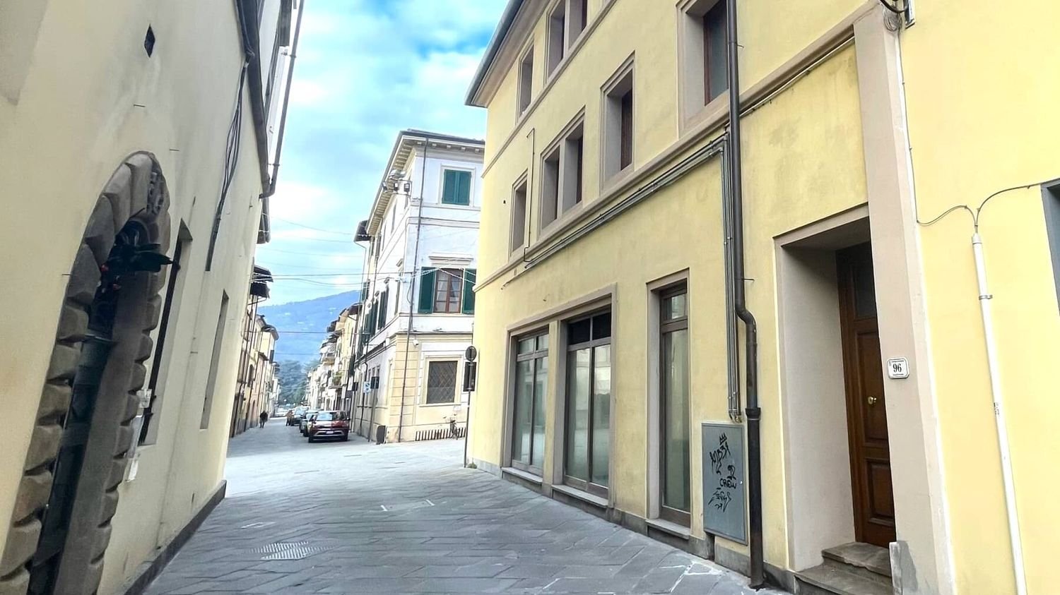 Квартира с 2 комнатами в Камайоре, Италия № 129483