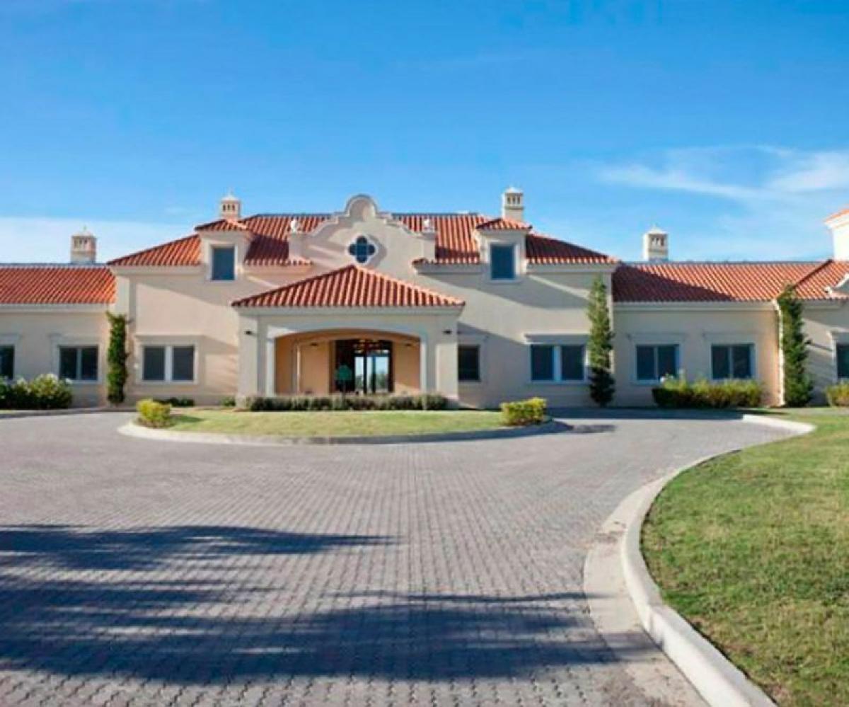  Land in Campo Creado, Argentina No. 115175