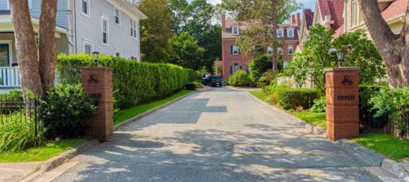 3 bedrooms House in Halifax, Canada No. 59 2