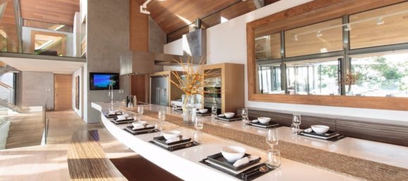 5 bedrooms Villa in Kamala, Thailand No. 5891 10