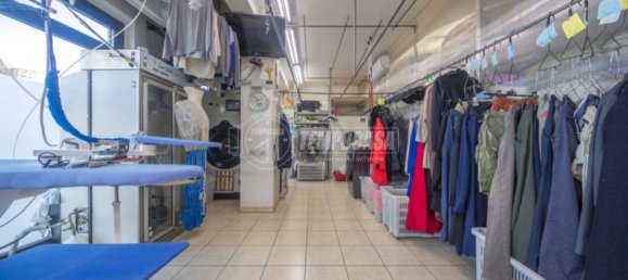 Armazém em Montegranaro, Italy 100 m² N.º 87834 10