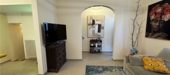 5-Zimmer Haus in Scandicci, Italy, Nr. 52091 7