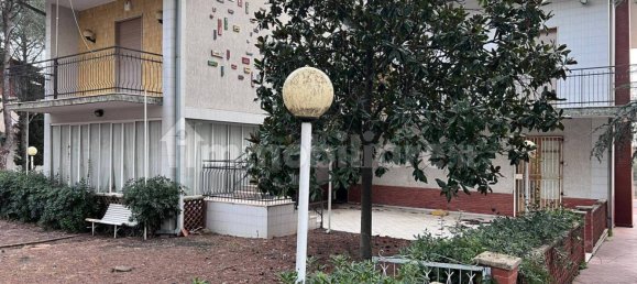 Villa de 5 dormitorios en Pedara, Italy No. 171908 17