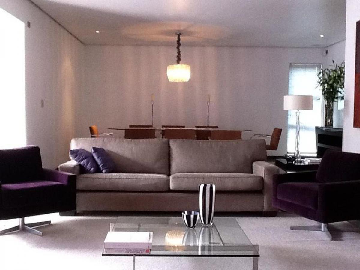 Дом с 4 спальнями в Сан-Паулу, Бразилия № 572936