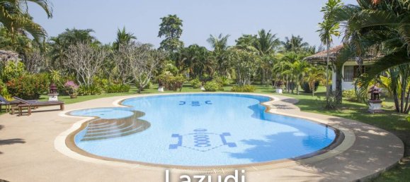 9 bedrooms Villa in Pran Buri, Thailand No. 13268 4