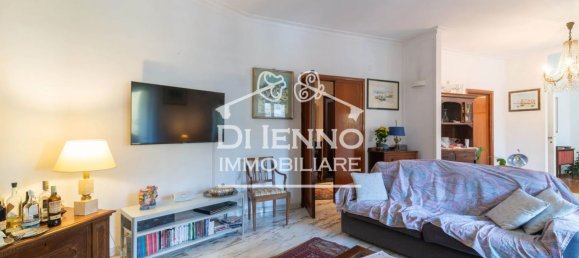 6 bedrooms Apartment in Rome, Italy No. 377719 5