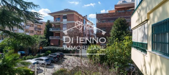 6 bedrooms Apartment in Rome, Italy No. 377719 24