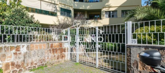 6 bedrooms Apartment in Rome, Italy No. 377719 33