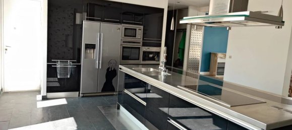 3 chambres Duplex à Paris, France No. 182667 8