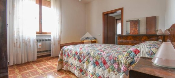 2 bedrooms Villa in Poggio Renatico, Italy No. 211090 21