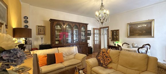3 bedrooms Apartment in Genoa, Italy No. 338900 5