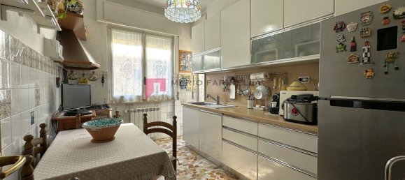 3 bedrooms Apartment in Genoa, Italy No. 338900 7