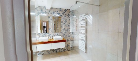 5 bedrooms Duplex in Orleans, France No. 91961 8