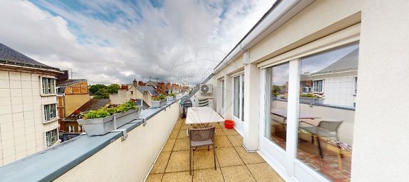 5 bedrooms Duplex in Orleans, France No. 91961 2