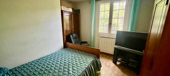 Casa de 4 habitaciónes en Robion, France No. 285631 7