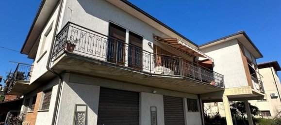 10-Zimmer Villa in Foiano della Chiana, Italy, Nr. 225176 5