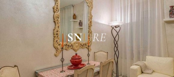 8 rooms Apartment in Florence, Italy No. 206337 9