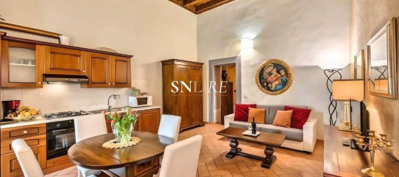 8 rooms Apartment in Florence, Italy No. 206337 27