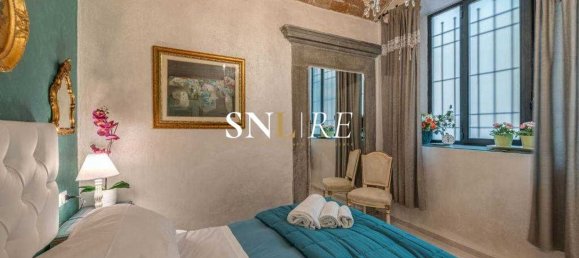 8 rooms Apartment in Florence, Italy No. 206337 12