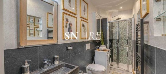 8 rooms Apartment in Florence, Italy No. 206337 14