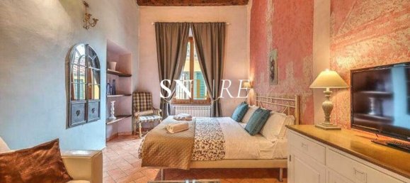8 rooms Apartment in Florence, Italy No. 206337 4