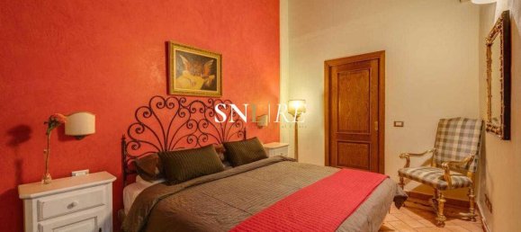 8 rooms Apartment in Florence, Italy No. 206337 11
