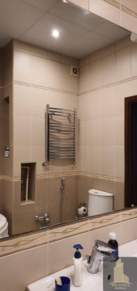 Apartamento de 3 dormitorios en Khatay, Azerbaijan No. 1766