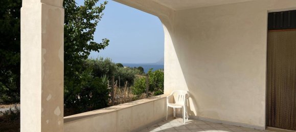 6 rooms Villa in Alcamo, Italy No. 258733 2