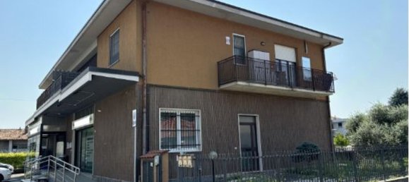 3غرفة شقة في Bonate Sopra, Italy رقم 184977 6