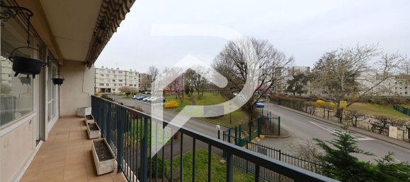 Apartamento de 3 dormitorios en Evry, France No. 121555 6