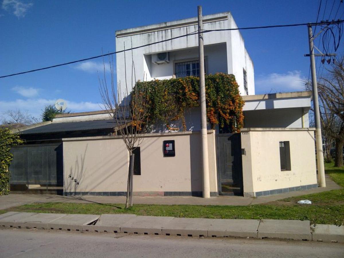 2 Schlafzimmer Haus in Lobos, Argentina, Nr. 55533