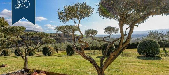 8 bedrooms Commercial property in Assisi, Italy No. 386277 29